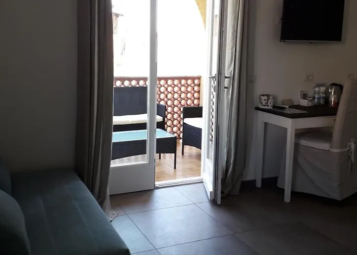 Bed & Breakfast Maison Kaina