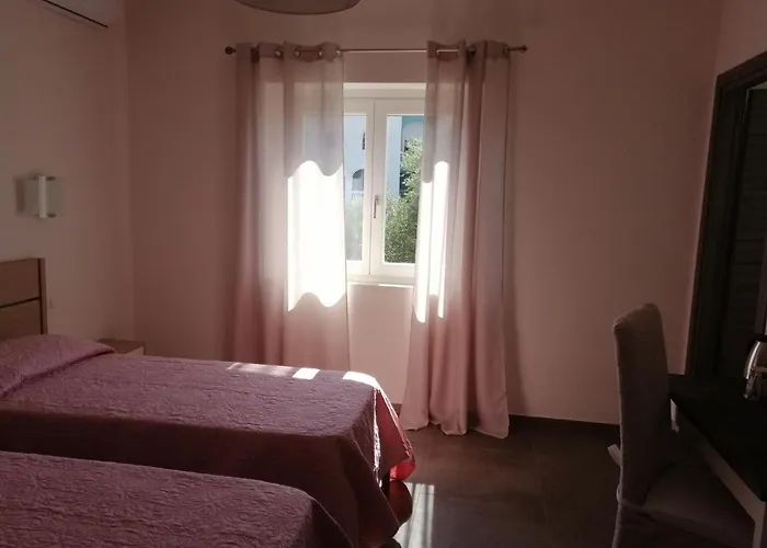 Frühstückspension Maison Kaina 3*