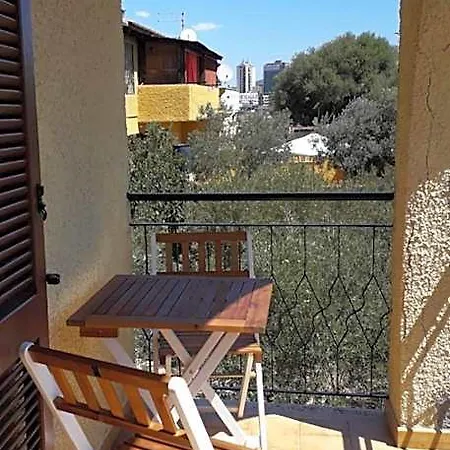 فندق مبيت وإفطار Maison Kaina 3*