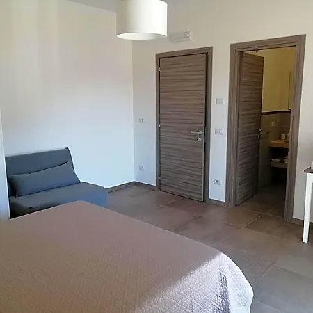 Maison Kaina Bed & Breakfast 3*