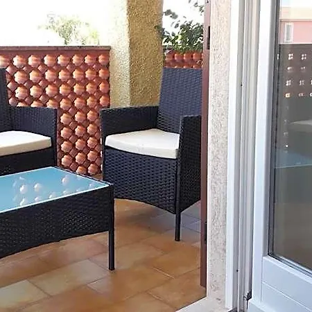 Maison Kaina Bed & Breakfast 3*