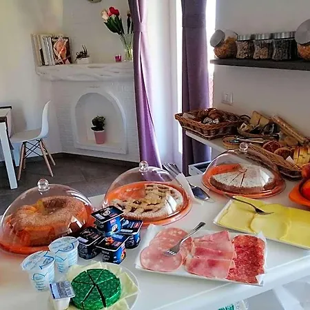 Maison Kaina Bed & Breakfast 3*