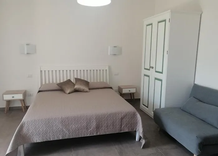 Maison Kaina 3* Ольбия